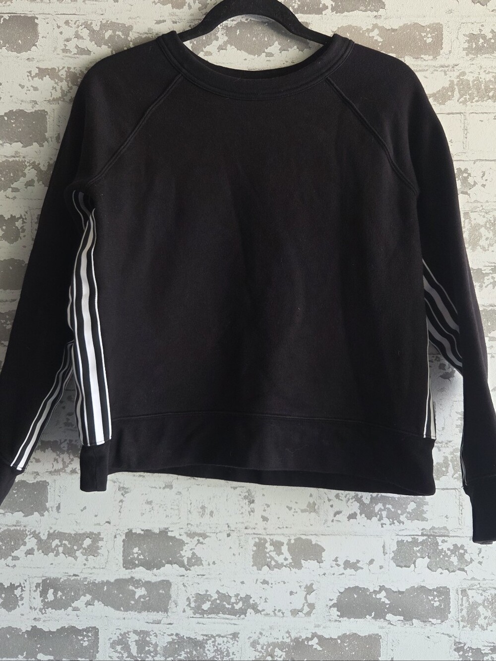 Athleta Black White Side Stripe Crewneck Sweatshirt S